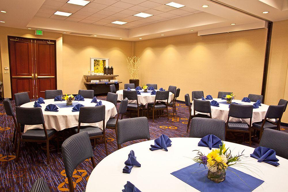 Courtyard By Marriott Seattle Federal Way Exterior foto