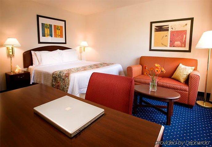 Courtyard By Marriott Seattle Federal Way Exterior foto